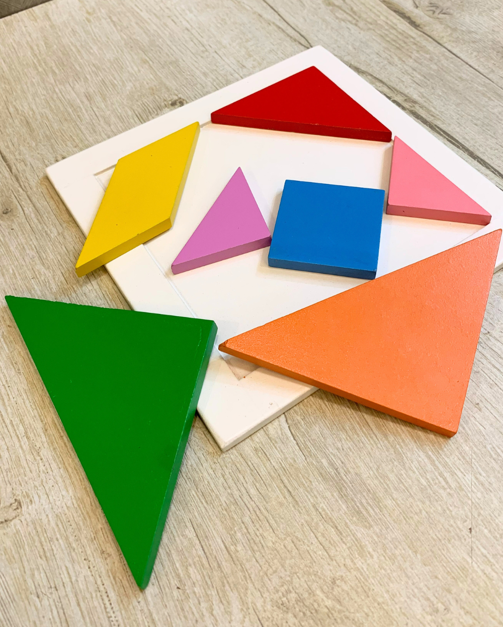 Wooden Clock Toy & Wooden Tangram Puzzle for Kids