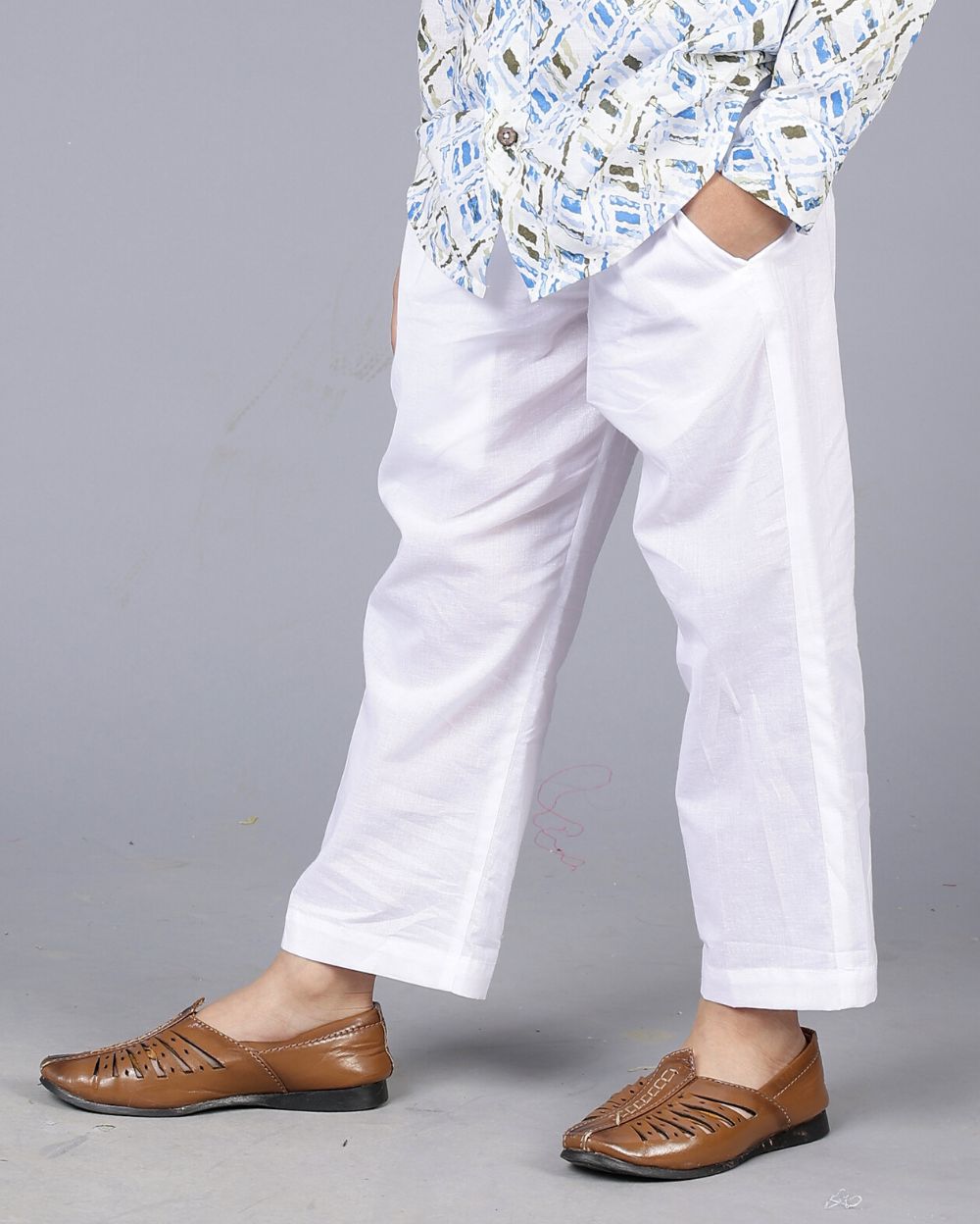 Printed Shirt & White Pant