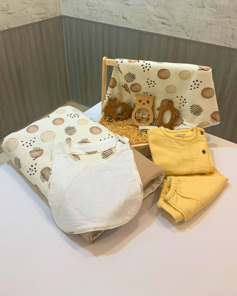 Newborn Baby Gift Box (Set of 6) | Polka Dot Printed | Ideal for 0-12months