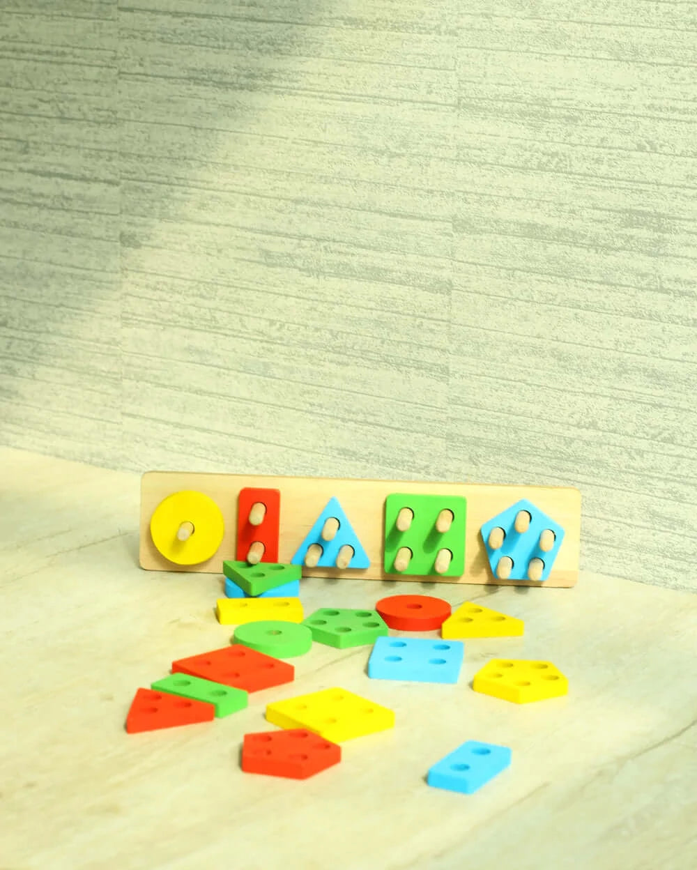 5 Shapes Small Geometric Wooden Sorter Earthytweens